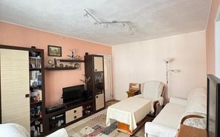 Apartament cu 3 camere zona Circumvalatiunii etaj 1 - Poză 1
