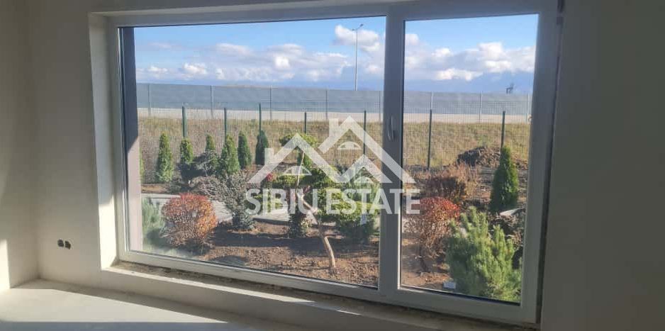 Casă individuală  deosebită, finisată Șelimbăr, Cartierul Tineretului - Poză 3