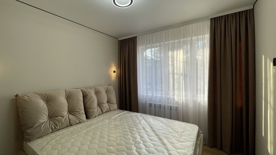 Apartament cu 2 camere plus living, sector Botanica - Poză 2