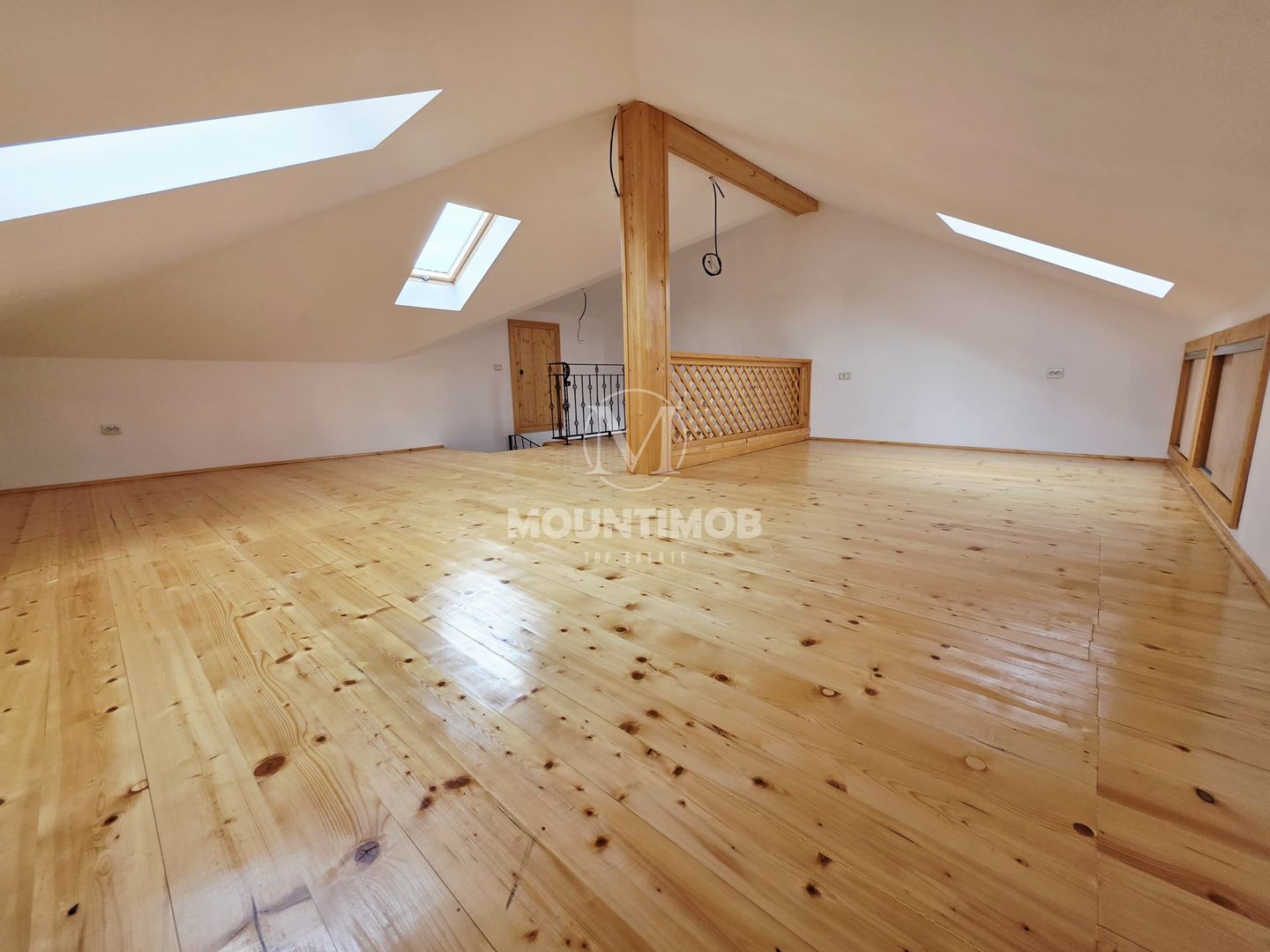 Apartament in Vila, 110 mp/utili si terasa 45 mp, Cristian/Brasov - Poză 16