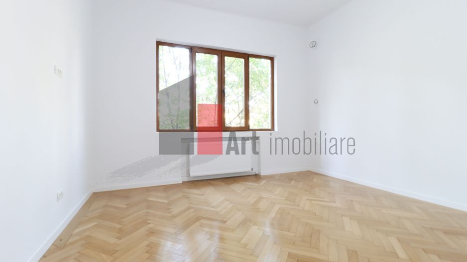 Apartamentul "ZORAGARRIA", Armeneasca,finisat lux, PRIMII LOCATARI DUPA RENOVARE - Poză 19