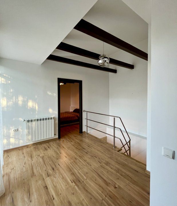 Unirii zona Marriott, Casa/Vila P+1+curte, Comercial sau Rezidential - Poză 8