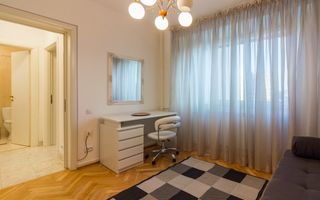 4 Camere de inchiriat, zona Libertății-vedere CASA POPORULUI - Poză 12