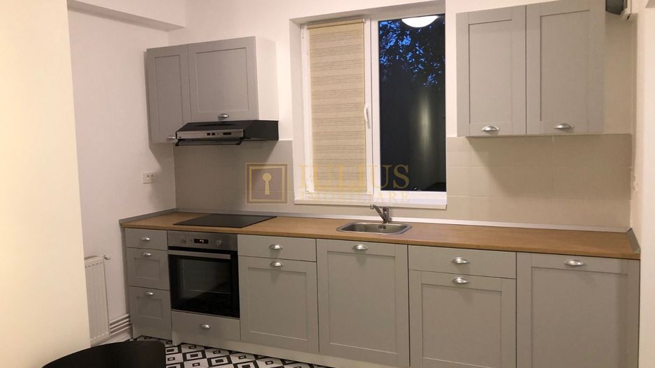 Central, 2 camere, curte, centrala proprie, pet-friendly. - Poză 8