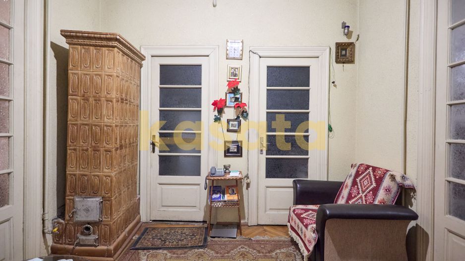 CASĂ CLASICĂ DE VANZARE CU POTENȚIAL PREMIUM ÎN ZONA 1 MAI - Poză 2