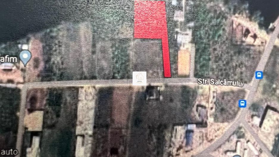 Teren la lac - Poză 1