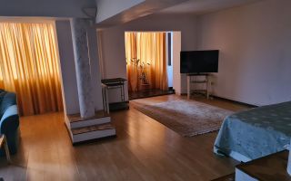 Apartament tip studio – 2 camere modificate, 68 mp, bloc 1993 - Poză 3