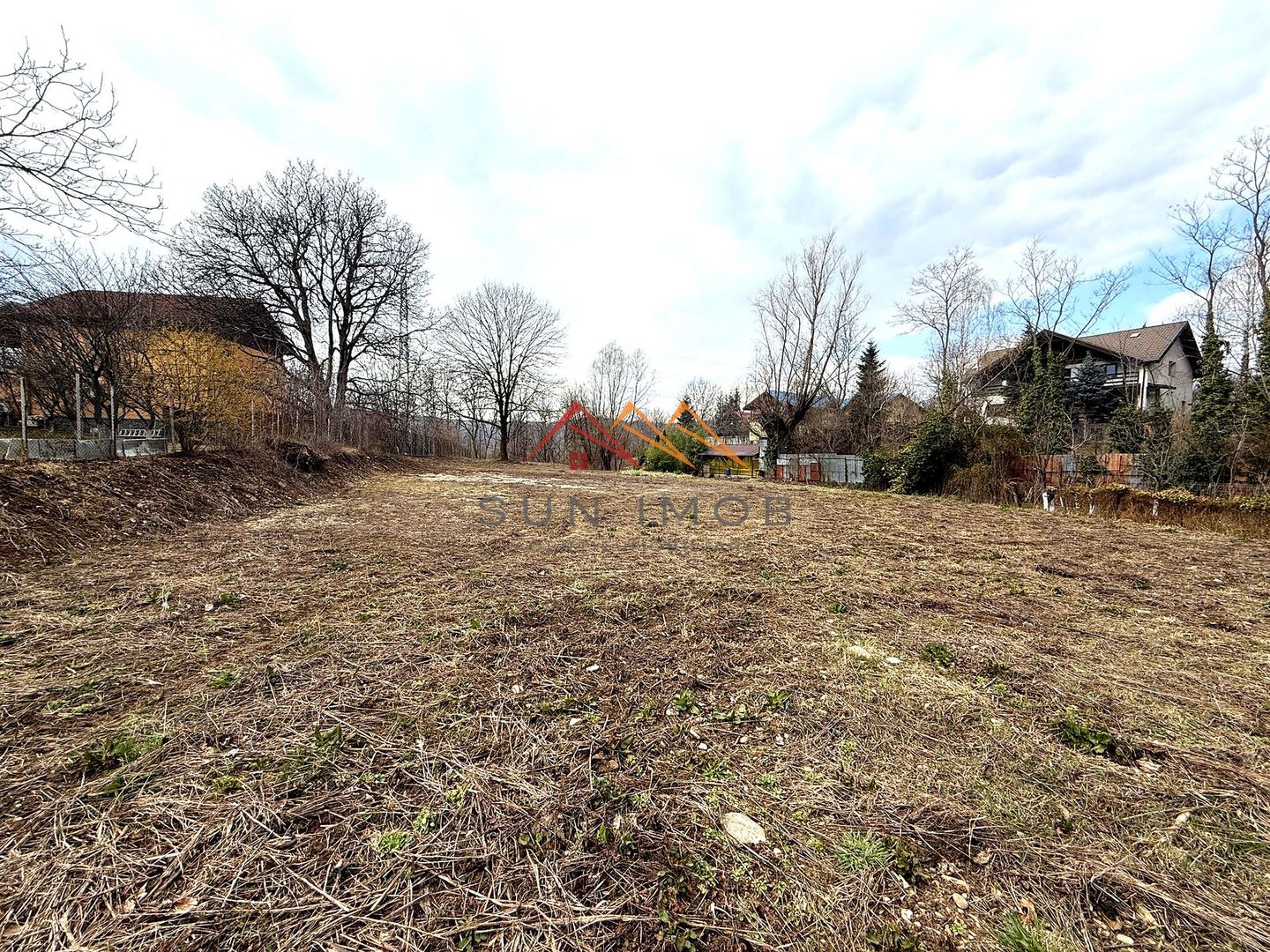 Teren intravilan 3171 mp | Cornu | 29 €/mp - Poză 3