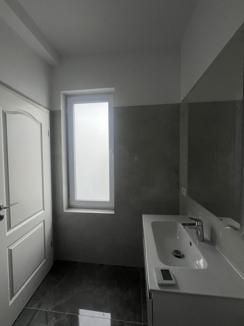 Duplex modern cu finisaje premium - Poză 8