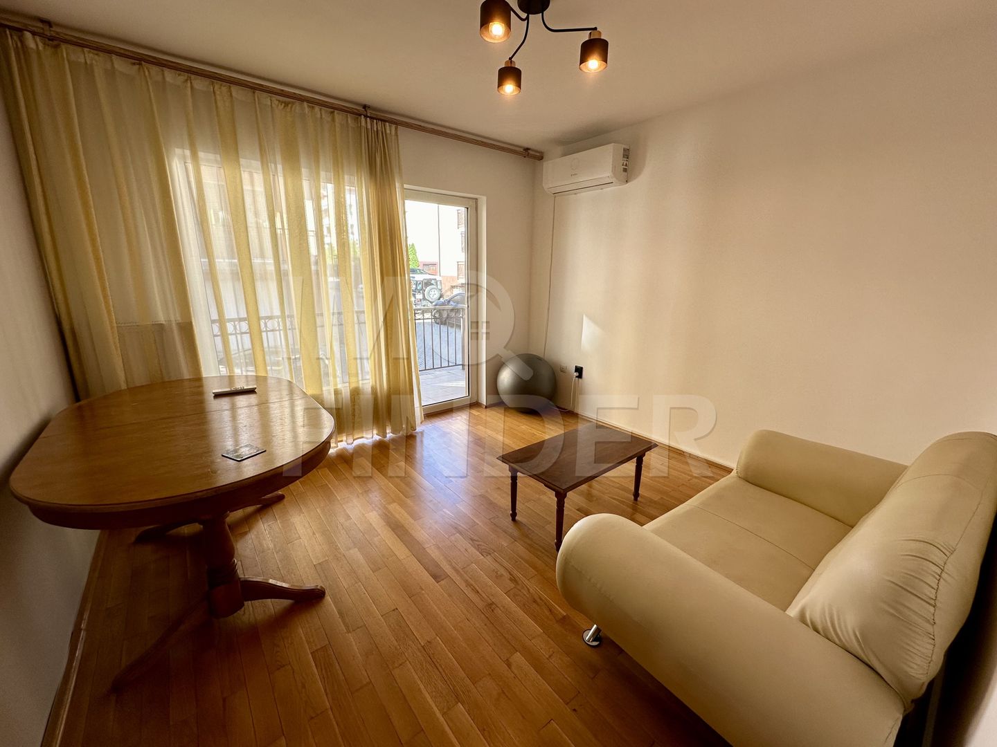 Apartament 3 camere + living,  Buna Ziua, garaj - Poză 13