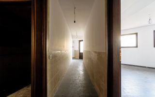 Clădire comercială în zona Grădiște. - Poză 2