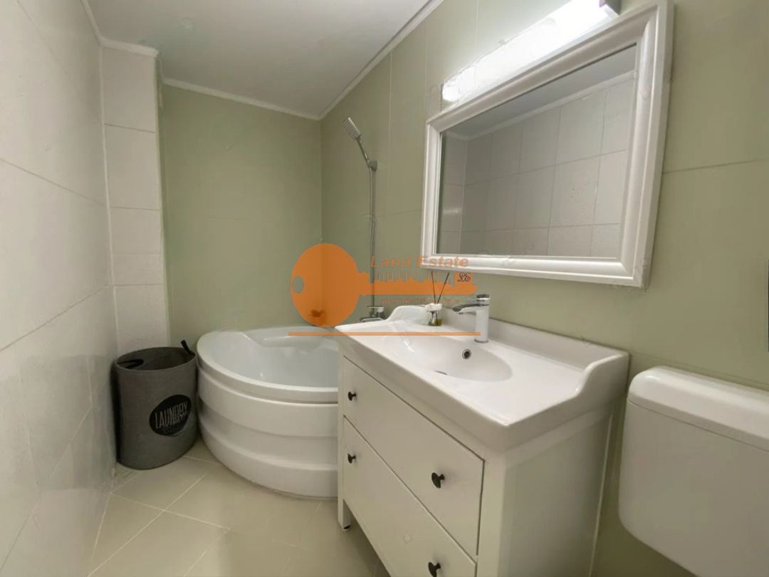 2camere 13 septembrie - 1987 - Poză 3