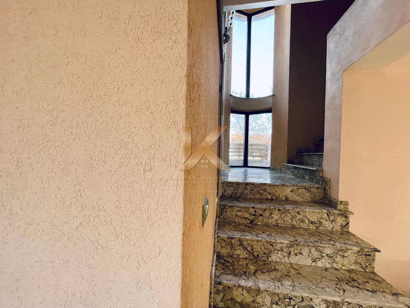 Vila superba cu 5 camere Zona Pârneava/Negociabil! - Poză 8