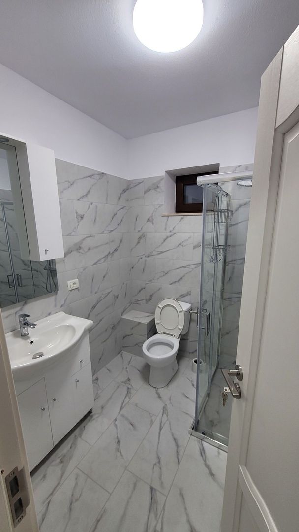 Apartament cu 3 camere situat la casa de inchiriat in Alba Iulia - Poză 2