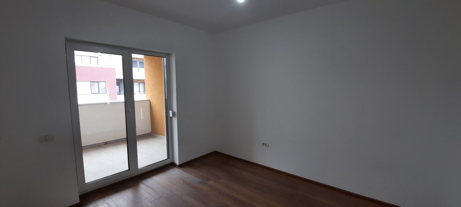 Apartament cu 6 camere si 4 locuri de parcare - Kaufland - Poză 15