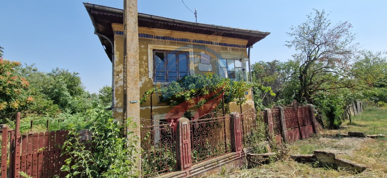 Casa de vanzare  5 camere + teren 2200 mp in loc. Calopar satul Bazdana - Poză 3