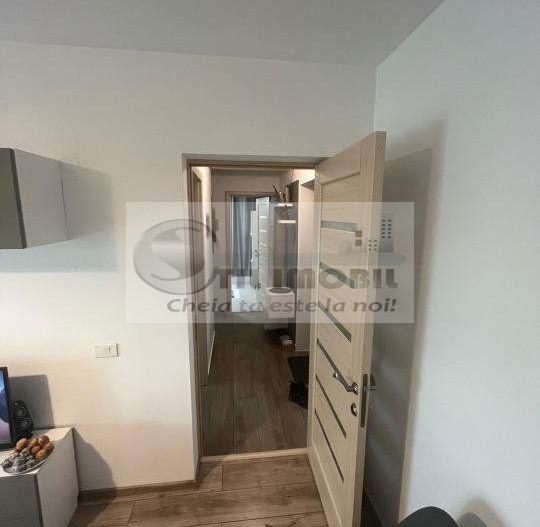 Apartament 2 camere decomandat, mobilat, loc parcare+boxă 90.000 euro - Poză 2