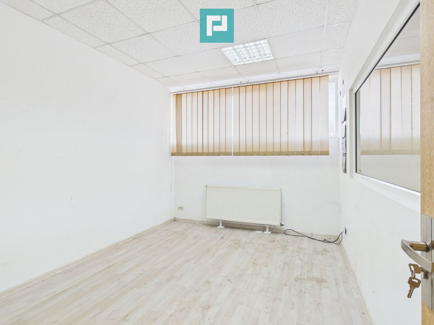 Hală cu suprafața de 296mp Arad - Poză 5