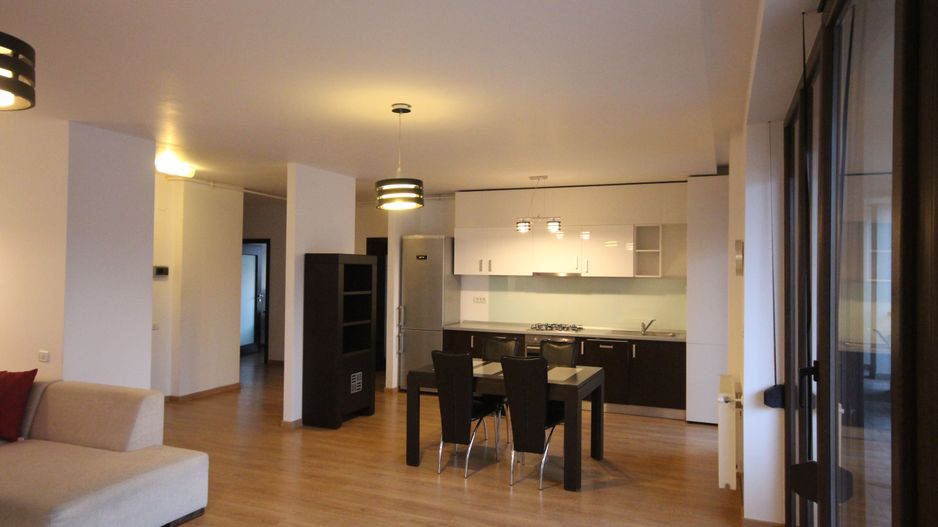 Spațios 4 camere, zona Braytim - Poză 2