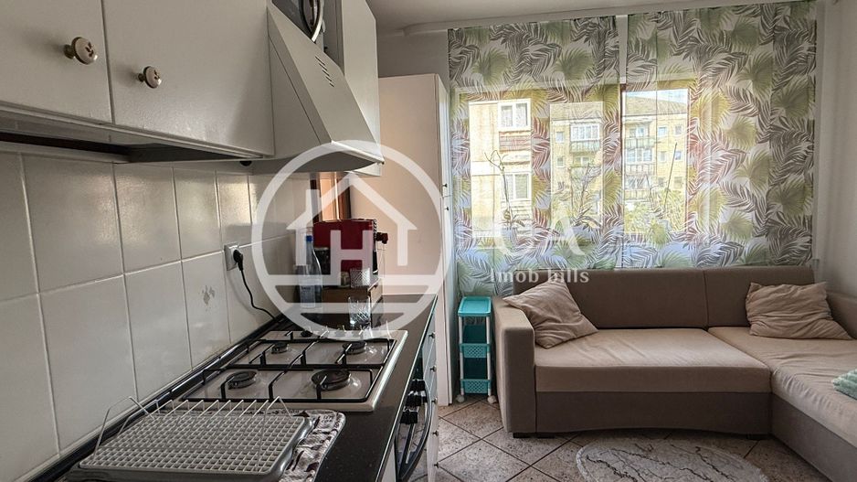 Apartament de vânzare 2 camere în zona Rogerius - Poză 3