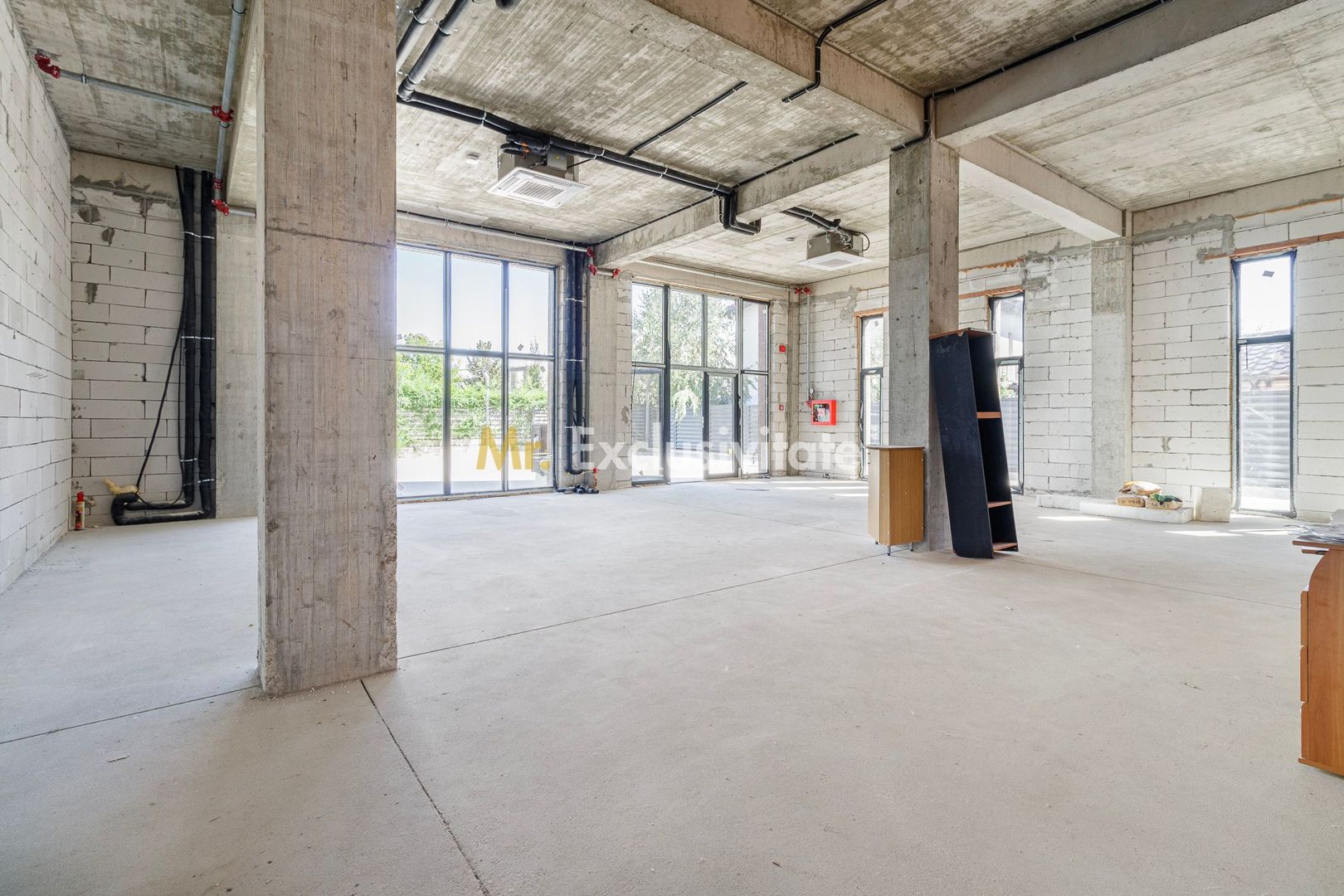 Spatiu comercial de la 14 euro de inchiriat Amber Forest Plaza - Poză 18