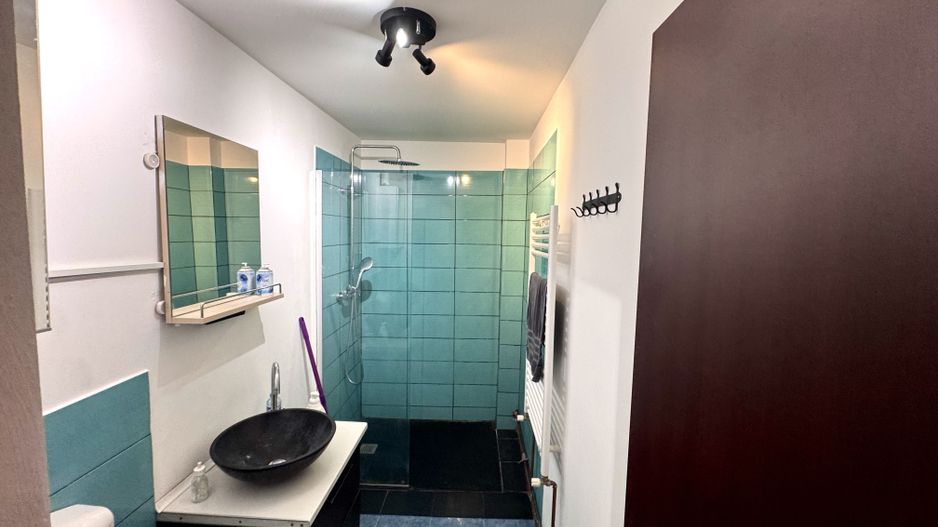 Garsoniera spațioasă | Parter, zona Vitan | locuit/investiție/firma - Poză 7