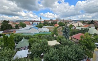 Cladire birouri D-P-2Et+M lift,ultracentral cu parcare,950mp - Poză 2
