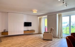 Apartament 2 camere, Parcare,  zona Centrala