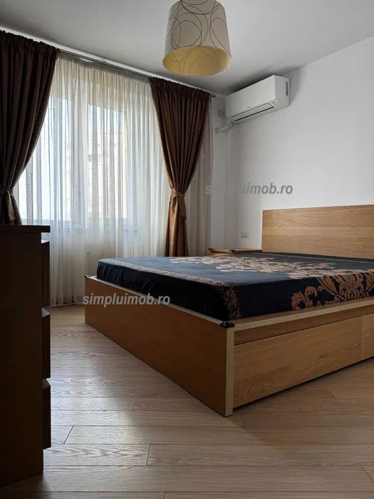 Decomandat Renovat Spatios 4 Camere Colentina - Poză 1