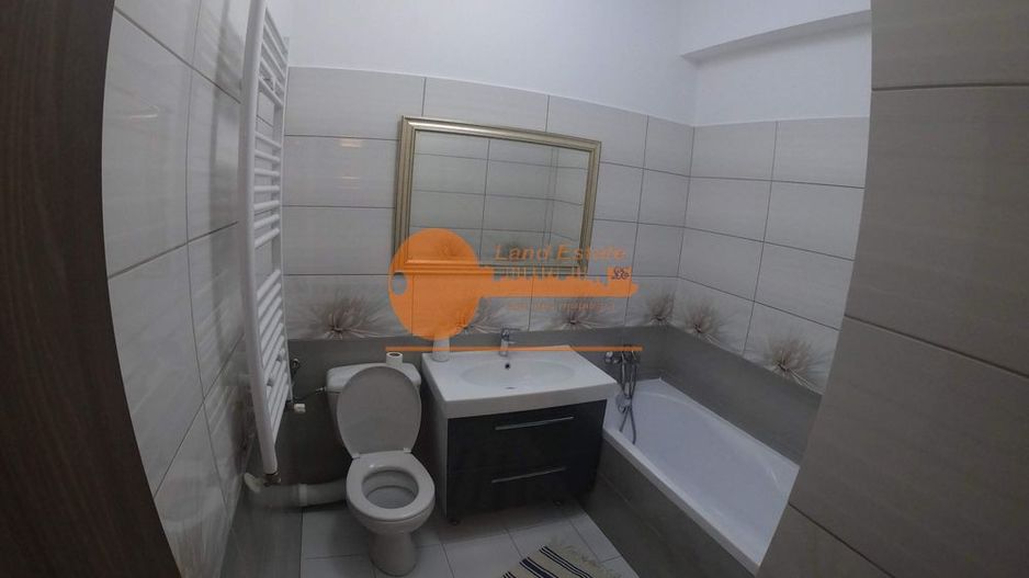 3 camere Obor-400 m mEtrou (bloc 2013 ) - Poză 3