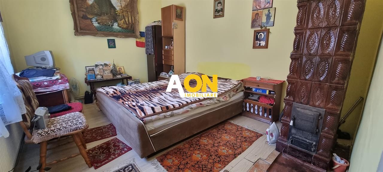 Casa individuala, 2 Camere, zona Poarta I,  300mp teren - Poză 6