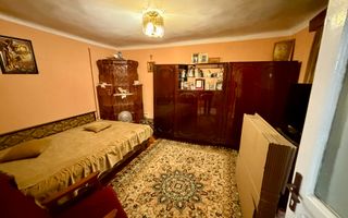 700 mp, teren intravilan, zona Centru, 150.000 euro - Poză 9