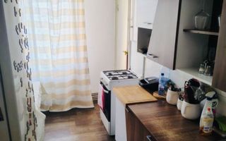Dau In Chirie Apartament Cu Doua Camere - Poză 2