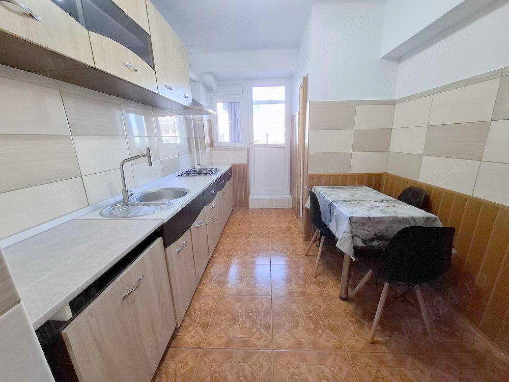 De inchiriat apartament cu 2 camere,  zona Spitalul judetean, et. 2, 450 E - Poză 3