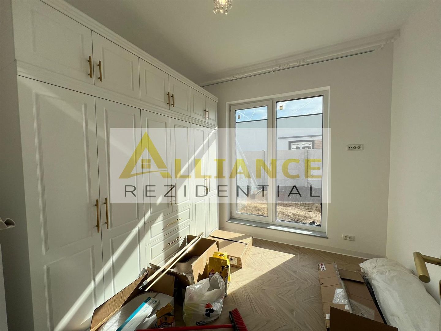Casa individuala - 4 camere - 108 mp utili - Miorita - Poză 11