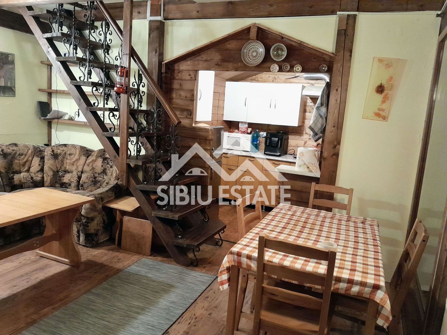 Cabană cu teren și pomi fructiferi Tropinii Noi ,Sibiu - Poză 4