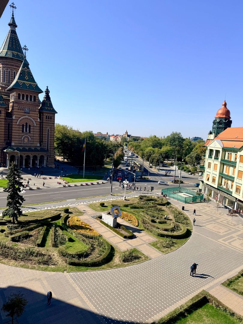 APARTAMENT 4 CAMERE-  ZONA ULTRACENTRALA- PIATA VICTORIEI - Poză 2