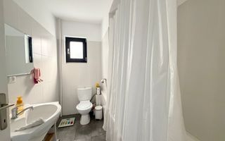 Vila 4 Camere | La 100 m de Blv. - Poză 1