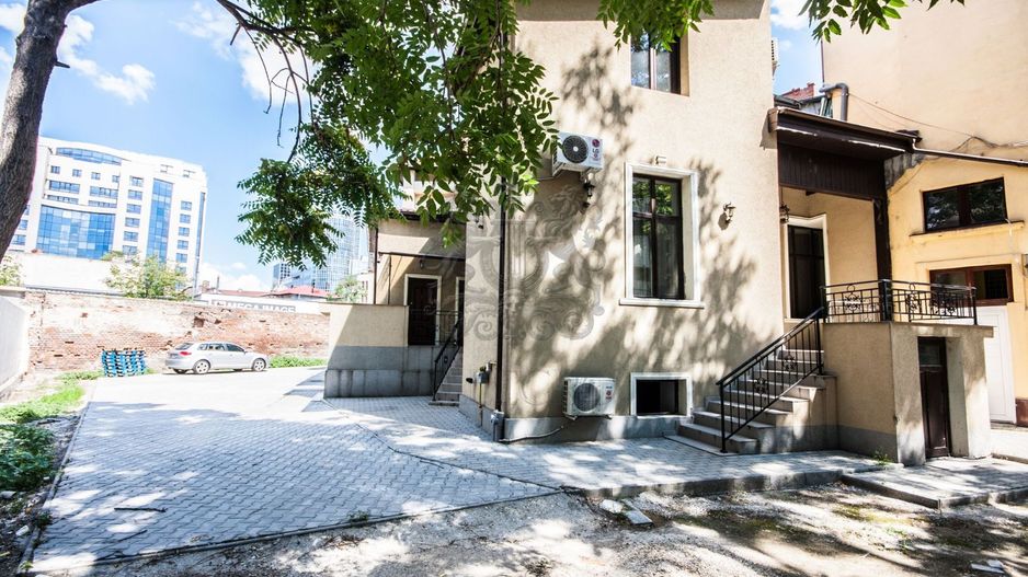 Vanzare | Apartament Tip Vila | Marasesti | Renovat Complet - Poză 3