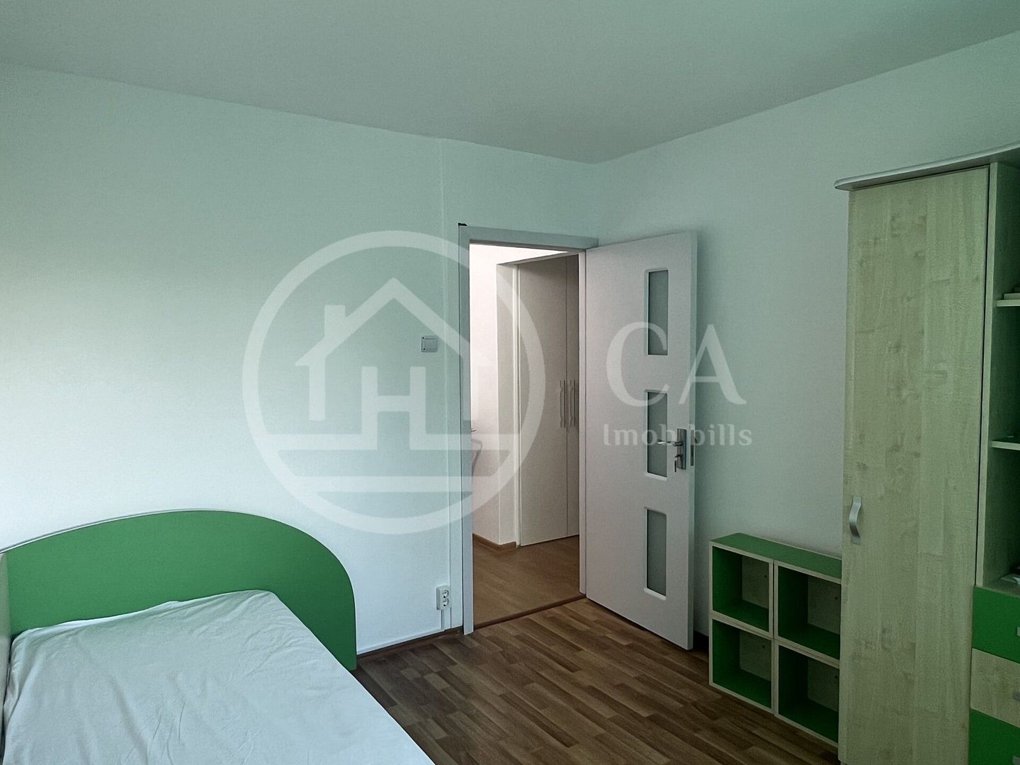 Apartament cu 3 camere de vanzare Decebal Oradea - Poză 5
