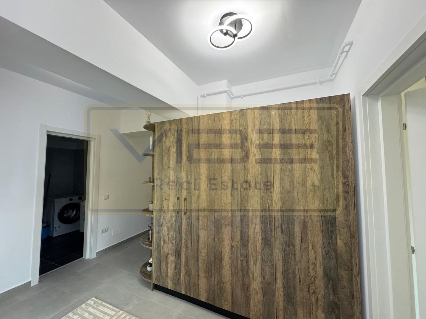 Apartament 2 camere decomandat cu parcare subterana  Unirea Towers - Poză 18