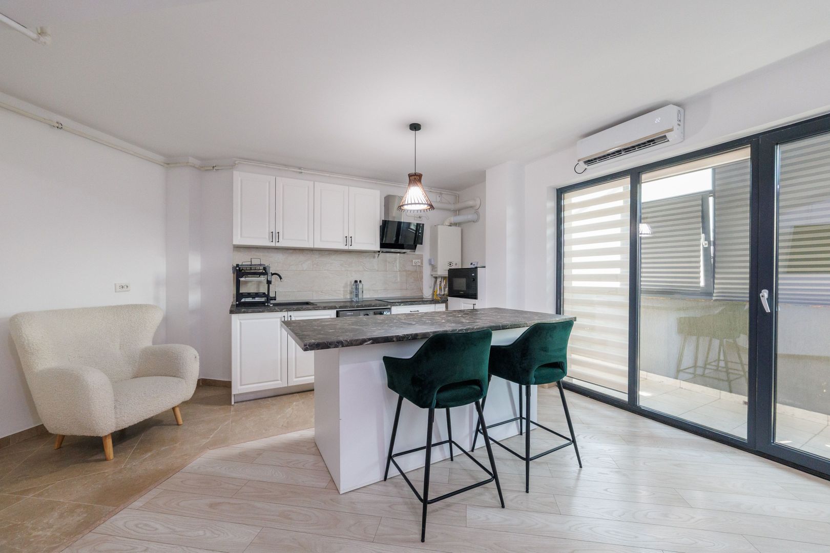 Apartament modern, 66 mp, 3 camere – zona Hermes Nord - Poză 1