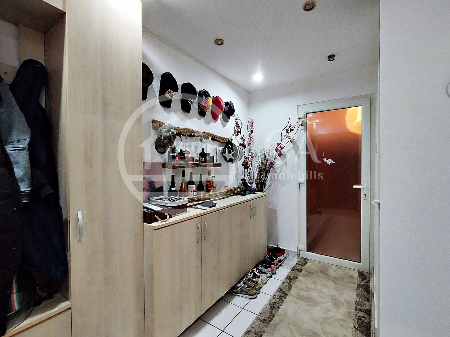 Apartament de vânzare cu 3 camere în zona Nufarul, Oradea - Poză 12