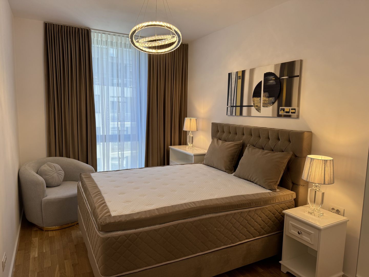 Apartament Luxos de Închiriat în Complexul Rezidențial ISHO - Poză 6