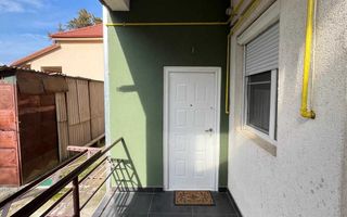 Vând apartament 2 camere, renovat - Cartierul Funcționarilor - Poză 7