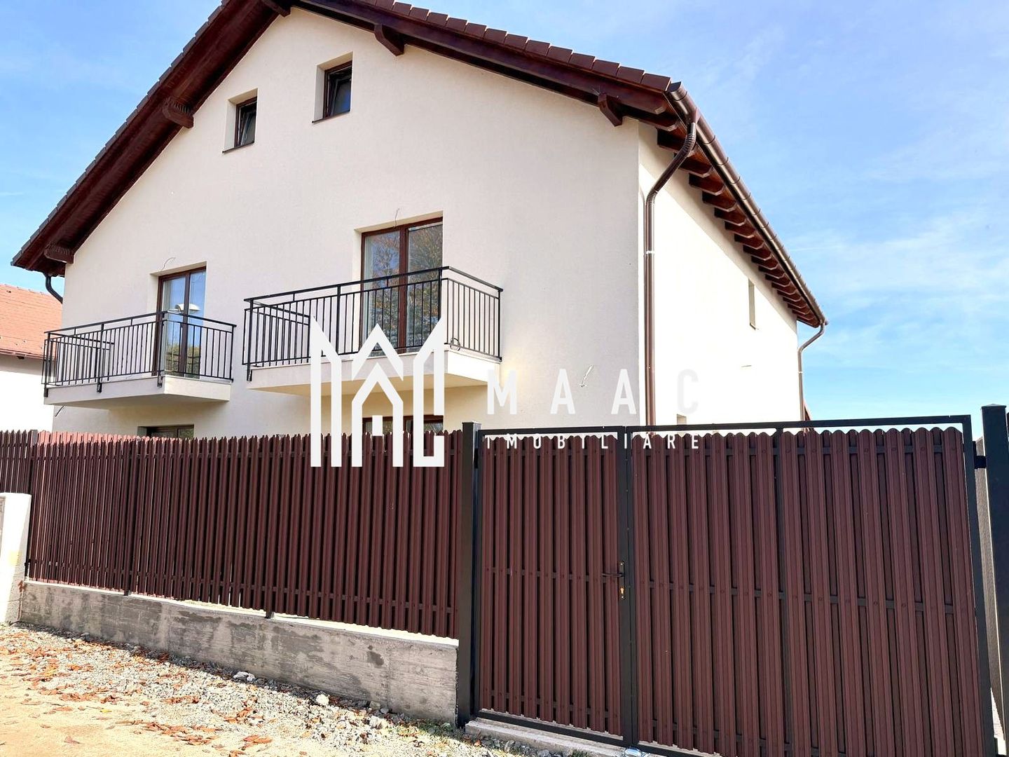 Casă duplex 4 camere de vânzare | Cisnădie, Exterior Sud - Poză 1