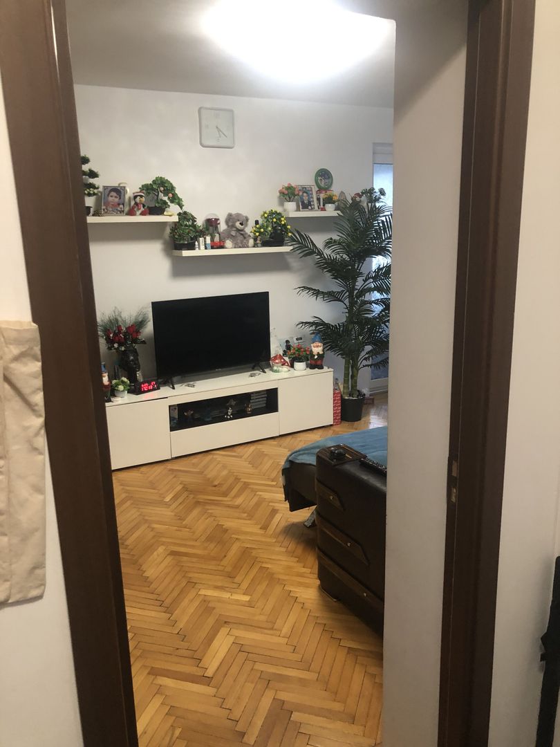 De vanzare Apartament  2 camere  Lujerului - Poză 4