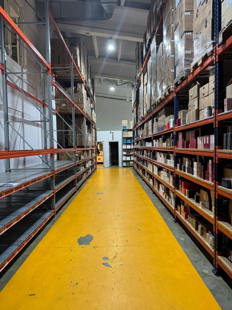 Oportunitate vanzare hala inchiriata cu randament in zona Theodor Pallady - Poză 1