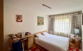 Apartament 3 camere de vânzare | zona Săsar | parter | curte privată | - Poză 8