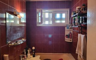 BRASADAS vinde ap 2 cam la etajul 4/4 în zona Micro 14. - Poză 5